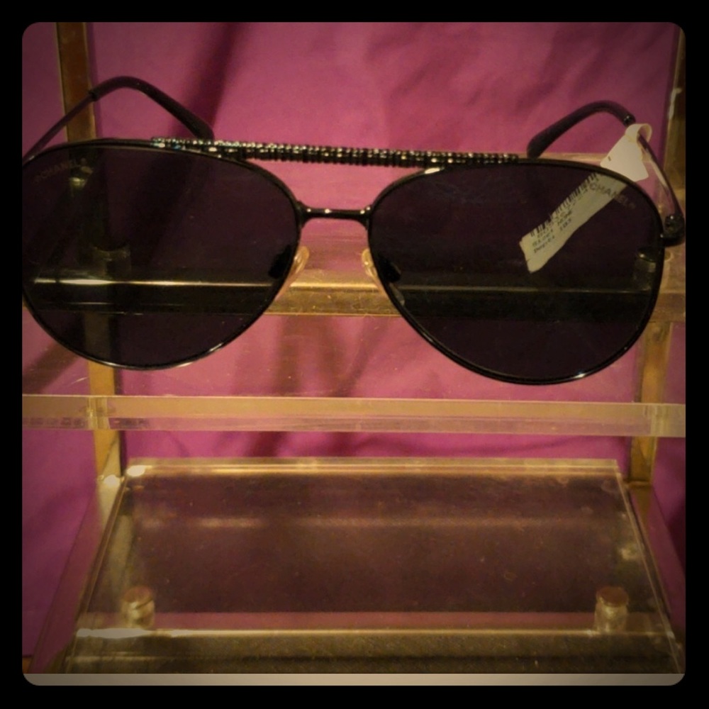 Chanel Aviator Sunglasses!